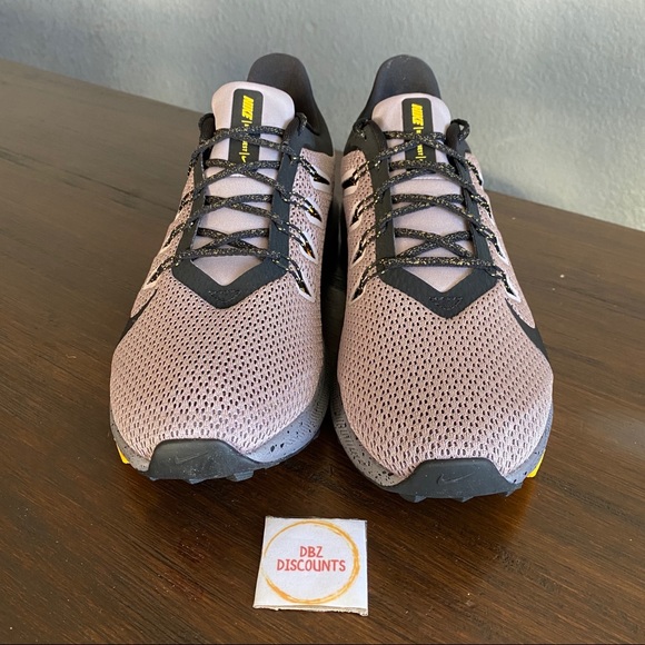 Nike Quest 2 SE Women Size 11 New - Picture 3 of 6